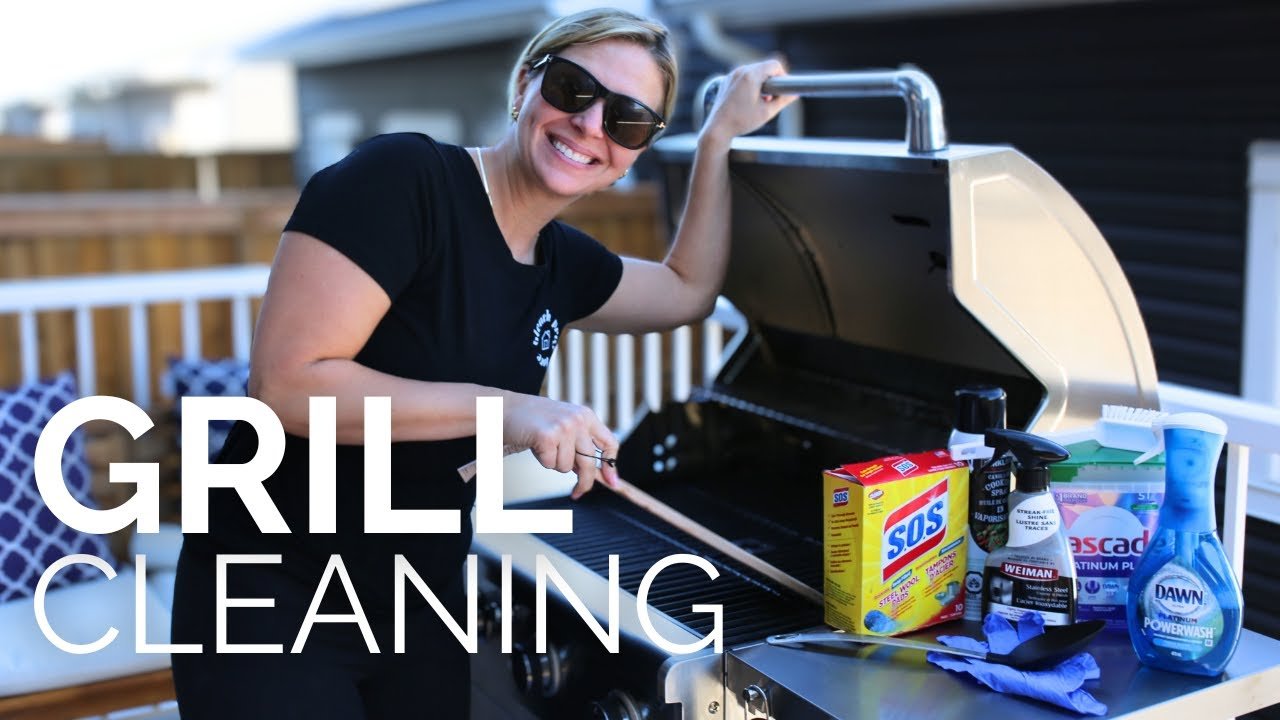 How to clean your grill, according to an expert